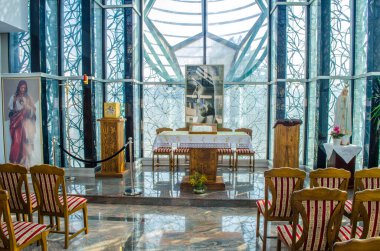 ÜSKÜP, MACEDONYA, 16 Şubat 2015: Rahibe Teresa Anıt Evi Şapeli Üsküp 'teki insani yardım ve Nobel Barış Ödülü sahibi Rahibe Teresa' ya adandı.