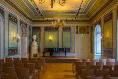 EISENSTADT, AUSTRIA, 18 Haziran 2016: Burgenland bölgesinin başkenti Avusturya 'nın Eisenstadt kentindeki ünlü Esterhazy sarayının iç manzarası.