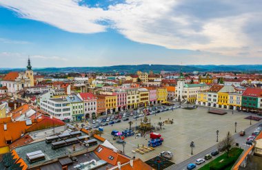 KROMERIZ, CZECH REPUBLIC, 15 Nisan 2016: Czech kentindeki ana meydanın havadan görüntüsü.