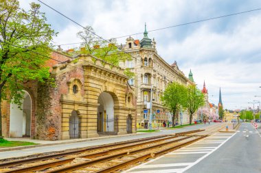 OLOMOUC, CZECH REPUBLIC, 16 Nisan 2016: Czech cumhuriyetindeki olomouc tahkimatının bir kısmının görüntülenmesi.