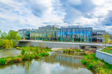 OLOMOUC, CZECH REPUBLIC, 16 Nisan 2016: Olomouc kentindeki galerie santovka alışveriş merkezinin manzarası.