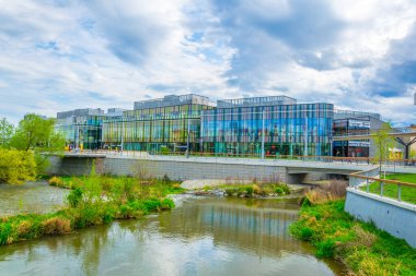 OLOMOUC, CZECH REPUBLIC, 16 Nisan 2016: Olomouc kentindeki galerie santovka alışveriş merkezinin manzarası.