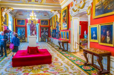 WARsaw, POLAND, AĞUSTOS 13 Ağustos 2016: Polonya 'nın Varşova kentindeki Wilanow sarayının manzarası.