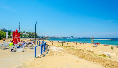 BARI, İtalya, 20 Haziran 2014: Bari İtalya 'da bir plaj manzarası