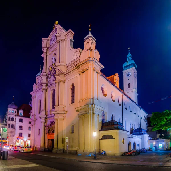 Munich Germany August 2015 Night View Illuminated Church Holy Ghost — Zdjęcie stockowe