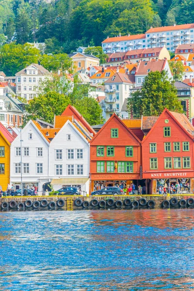 Bergen Norway August 2016 View Historical Wooden District Bryggen Norwegian — Stockfoto