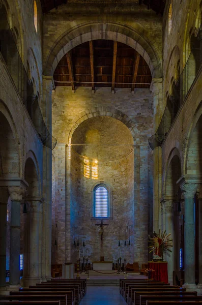 Trani Italy May 2014 View Interior Famous Basilica Cattedrala San — Stock Photo, Image