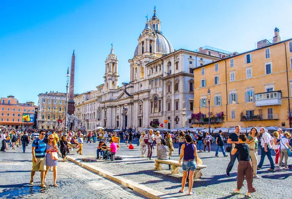 Roma Italia Junio 2014 Gente Está Caminando Por Plaza Navona — Foto de Stock