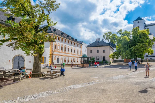 Salzburg Austria July 2016 View Main Courtyard Hohensalzburg Castle Austria — Stock Fotó