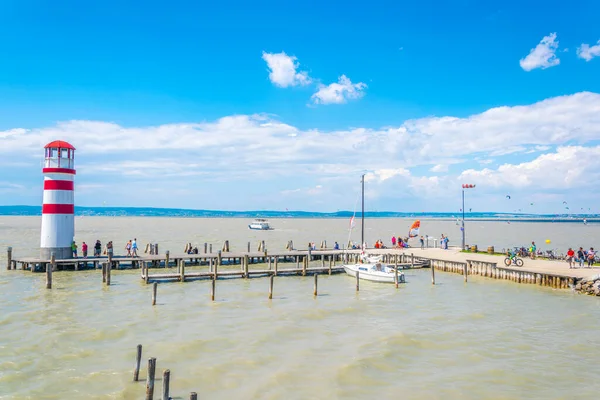 Podersdorf Austria July 2016 Young People Kite Surfing Famous Red — Stock Fotó