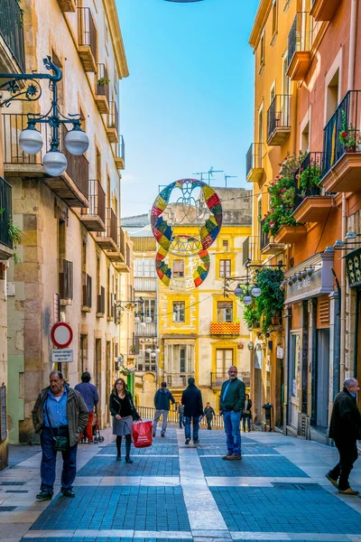 Tarragona Spain December 2015 People Walking Main Shopping Street Historical — Stock Fotó