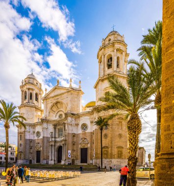 CADIZ, SPAIN, JANUARY 6, 2016: people are passing in front of the cathedral in cadiz