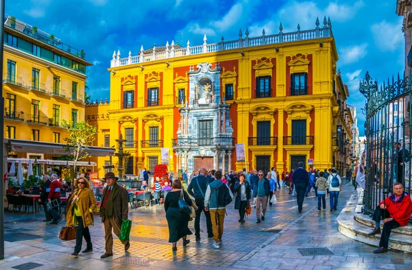 Malaga España Enero 2016 Gente Está Disfrutando Día Soleado Enero —  Fotos de Stock