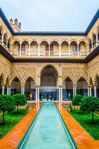 Sevilla Spain January 2016 View Courtyard Maidens Situated Royal Alcazar —  Fotos de Stock