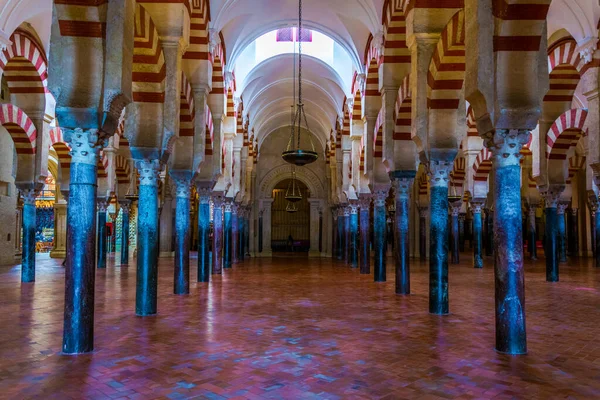 Cordoba Hiszpania Styczeń 2016 Łuki Filary Katedry Mezquita Kordobie Hiszpania — Zdjęcie stockowe