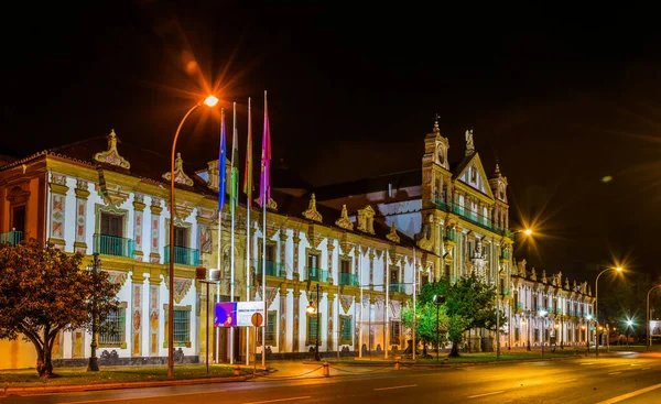 CORDOBA, SPAIN, HAZİRAN 8, 2016: Palacio de la merced 'deki Cordoba İl Yönetiminin görüşü.