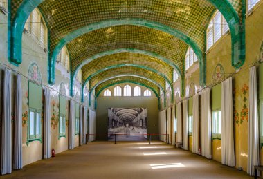 BARCELONA, İspanya, 26 Ekim 2014: Barcelona, İspanya 'daki eski Santa Creu i Sant Pau Hastanesi' nin İçi.