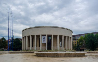 ZAGREB, CROATIA, 28 Temmuz 2015: Mestrovic pavyonu - rotunda, 1934 yılında tasarlanmıştır. Burası Hırvatistan 'daki prestijli çağdaş sergi alanlarından biri.