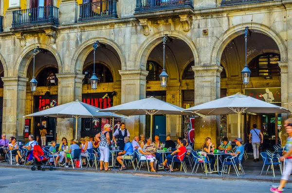 Barcelona Spain October 2014 People Dinning Restaurant Situated Placa Reial —  Fotos de Stock