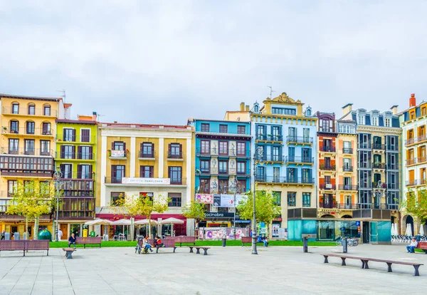 PAMPLONA, SPAIN, ECTOBER 28, 2014: Plaza del Castillo İspanya 'nın Pamplona kentinde