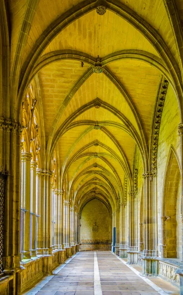 Pamplona Spain October 2014 Corridor Monastery Part Cathedral Santa Maria — Stockfoto