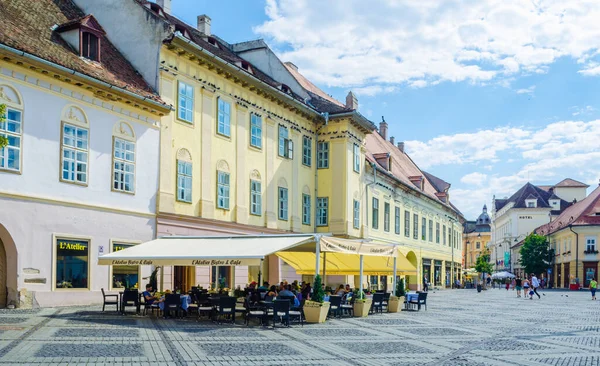 Sibiu Romania July 2015 People Having Lunch One Many Restaurants — 스톡 사진