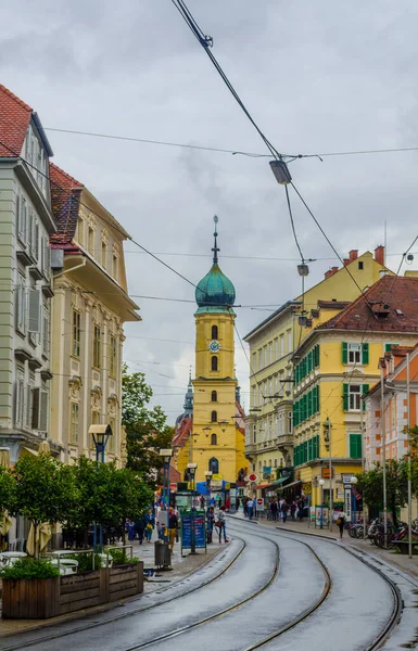 Graz Austria Enero 2104 Vista Una Calle Que Conduce Iglesia —  Fotos de Stock