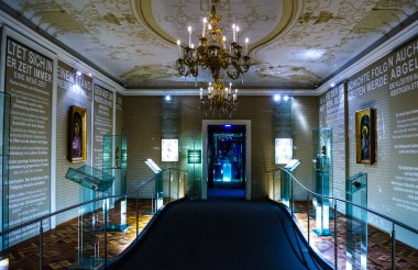 MELK, AUSTRIA, 16 Mayıs 2015: Tarih müzesi olarak hizmet veren Melk Manastırı.