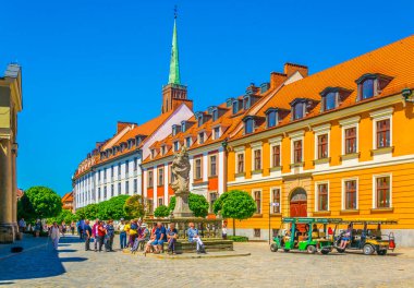 WROCLAW, POLAND, 28 Mayıs 2017: Orta Wroclaw Polonya 'daki Katedral Meydanı