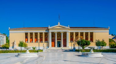 Atina 'nın Panepistimio kentindeki Ulusal & KapoDistrian Üniversitesi' nin inşası Atina 'nın dönüm noktalarından biri.