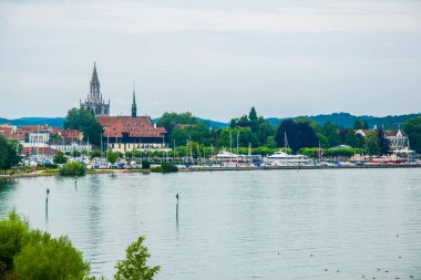 Alman şehri Konstanz 'ın Bodensee lak' taki panoraması