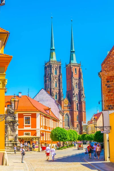 WROCLAW, POLAND, 28 Mayıs 2017: Orta Wroclaw Polonya 'daki Katedral Meydanı
