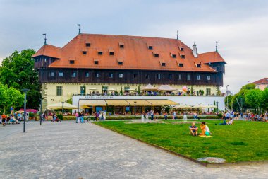 Alman kenti Konstanz 'daki Graf Zeppelin Anıtı