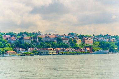 Constanc Gölü 'nden Meersburg kasabası