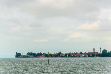 Alman şehri Lindau 'nun Panorama' sı Bregenz, Avusturya 'dan Bodensee Gölü' nde yer almaktadır.