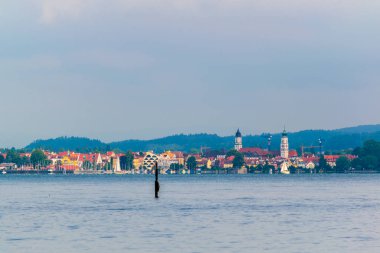 Alman şehri Lindau 'nun Panorama' sı Bregenz, Avusturya 'dan Bodensee Gölü' nde yer almaktadır.