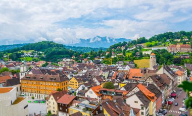 Avusturya şehrinin hava manzarası feldkirch