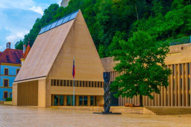 Vaduz, Lihtenştayn 'da yeni parlamento binası.