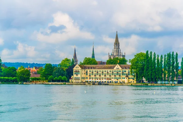 Kathedrale Unserer Dame Und Steigenberger Hotel Konstanz Steht Über Ufer — Stockfoto