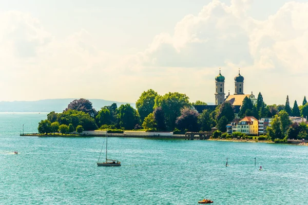 Blick Auf Die Schlosskirche Und Die Seepromenade Friedrichshafen — Stockfoto