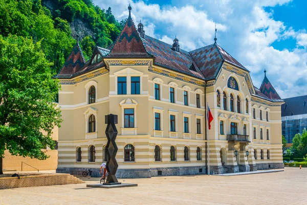 Vaduz, Liechtenstein Parlamentonun eski bina.
