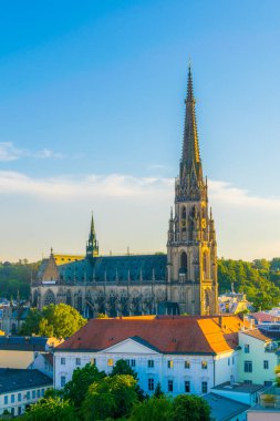 Linz cityscape ile yeni bir katedral, Avusturya