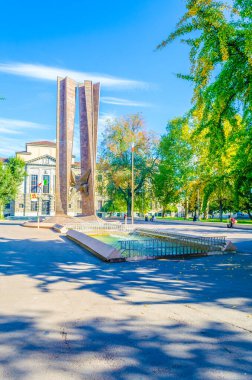 Bergamo, Ital 'da Piazzale degli Alpini