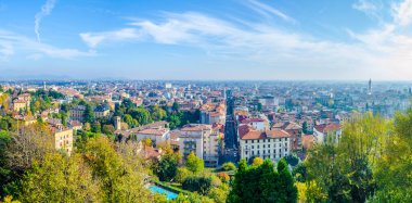 Bergamo 'nun havadan görünüşü, İtal