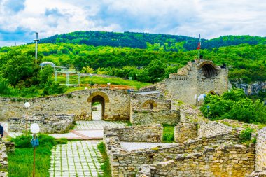 Bulgaristan 'daki Lovech kalesinin manzarası