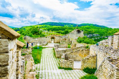 Bulgaristan 'daki Lovech kalesinin manzarası