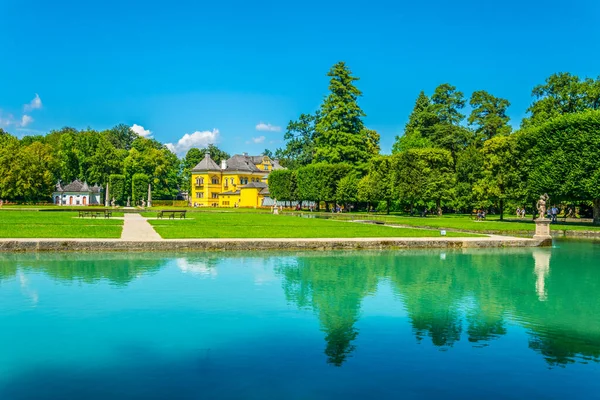 View Hellbrunn Palace Pond Garden Salzburg Austria — Fotografia de Stock