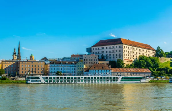 Riverside Kilátás Schloss Múzeum Osztrák Város Linz — Stock Fotó