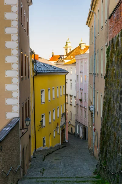 View Narrow Street Historical Center Austrian City Linz —  Fotos de Stock