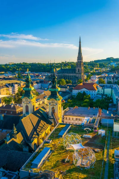 yeni bir katedral ve kilise ursulines, Avusturya'nın Linz cityscape
